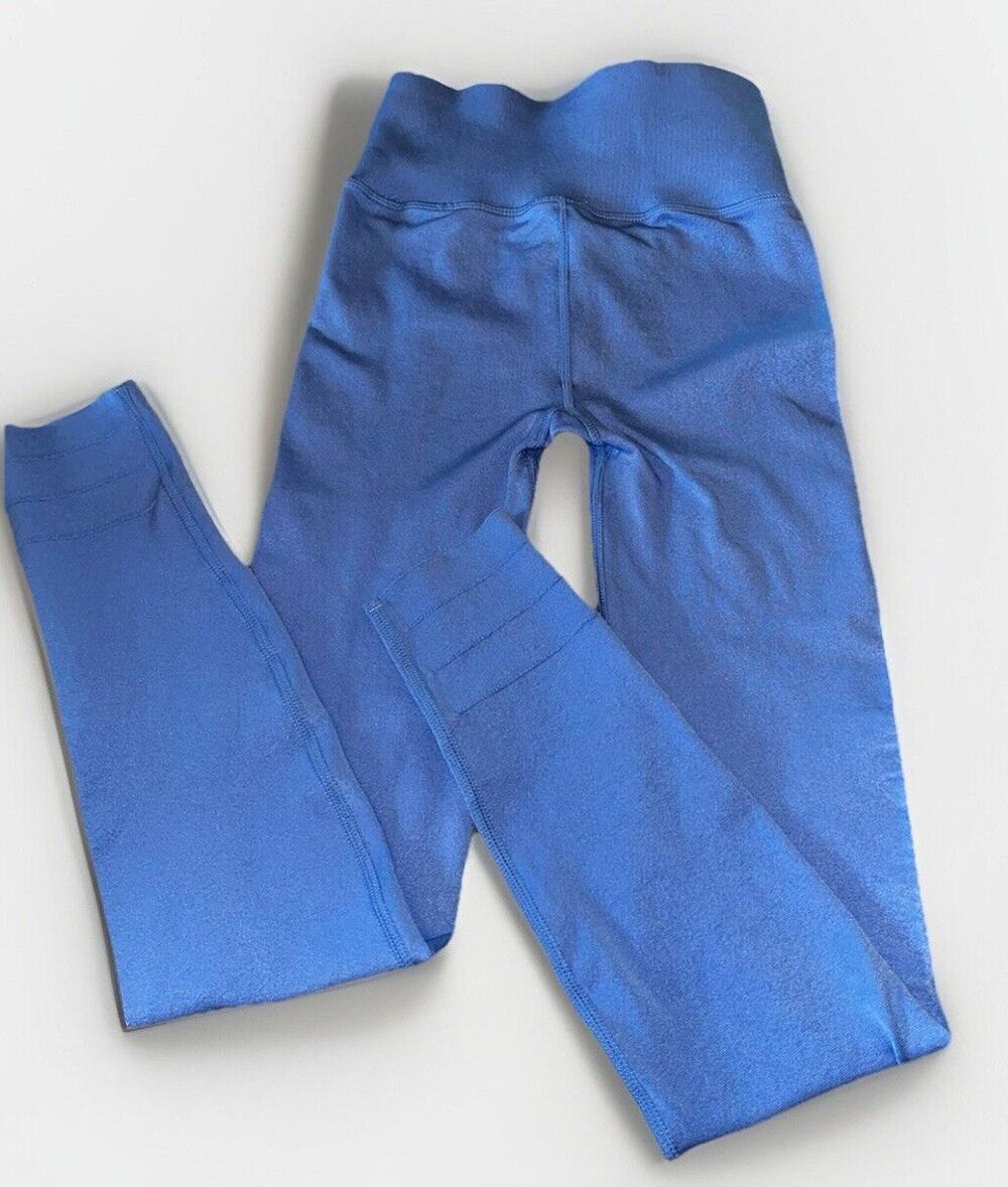 FABLETICS Mid-Rise SculptKnit Light blue athletic pant 7/8 leggings Size Small